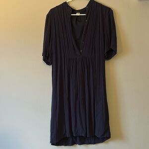 Old Navy size large knee length dress with buttons on the top